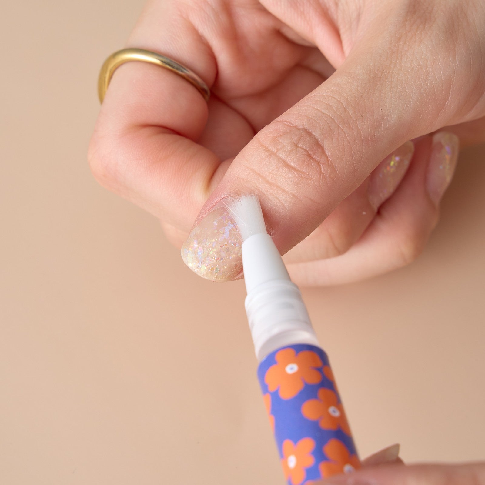 STICK NAIL OIL