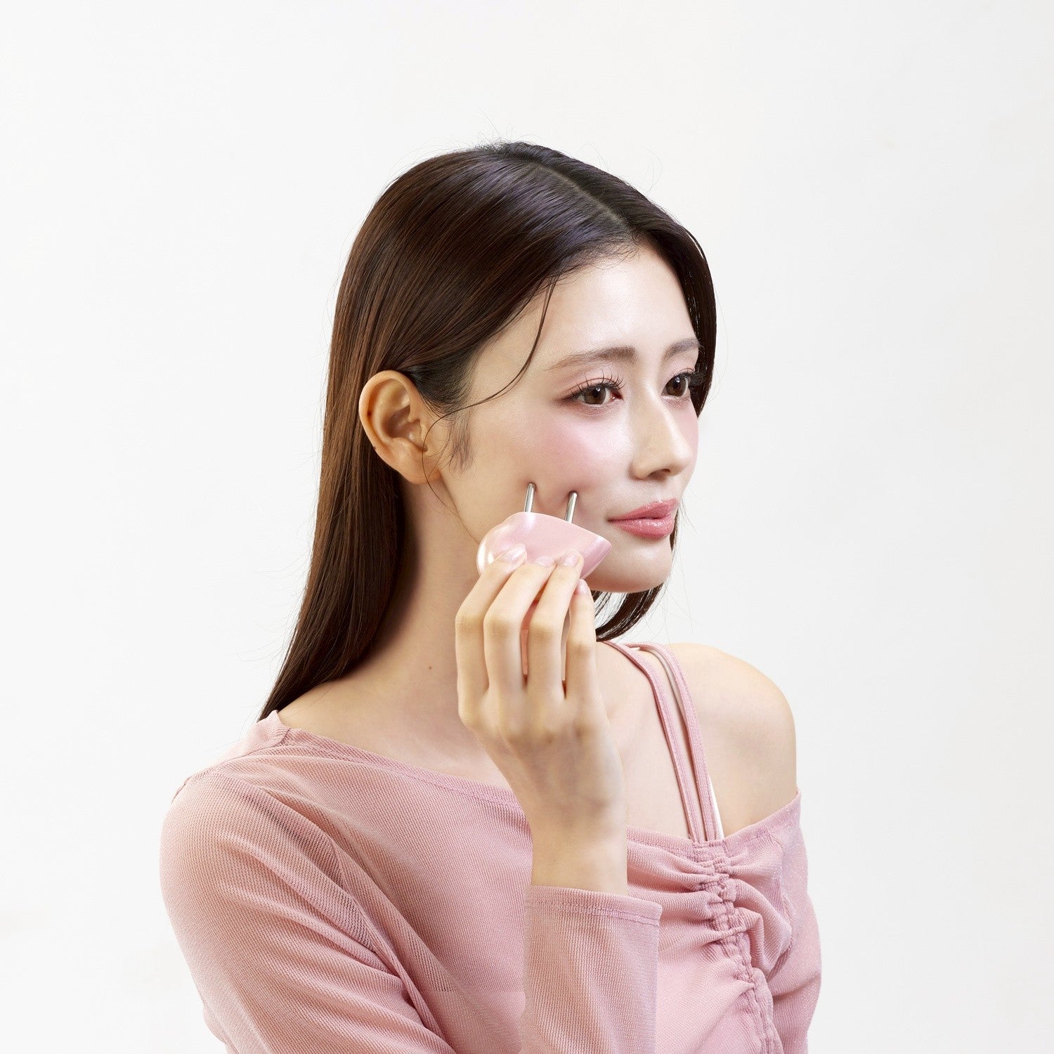 Face Care Heart Charm with Gua Sha and W-Pointer
